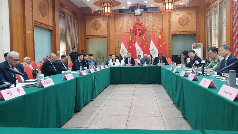 جيانج زيمين في مئويته الأولى: الرجل الذي عبر بالصين من بوابة الإصلاح إلى عتبة القوة العالمية